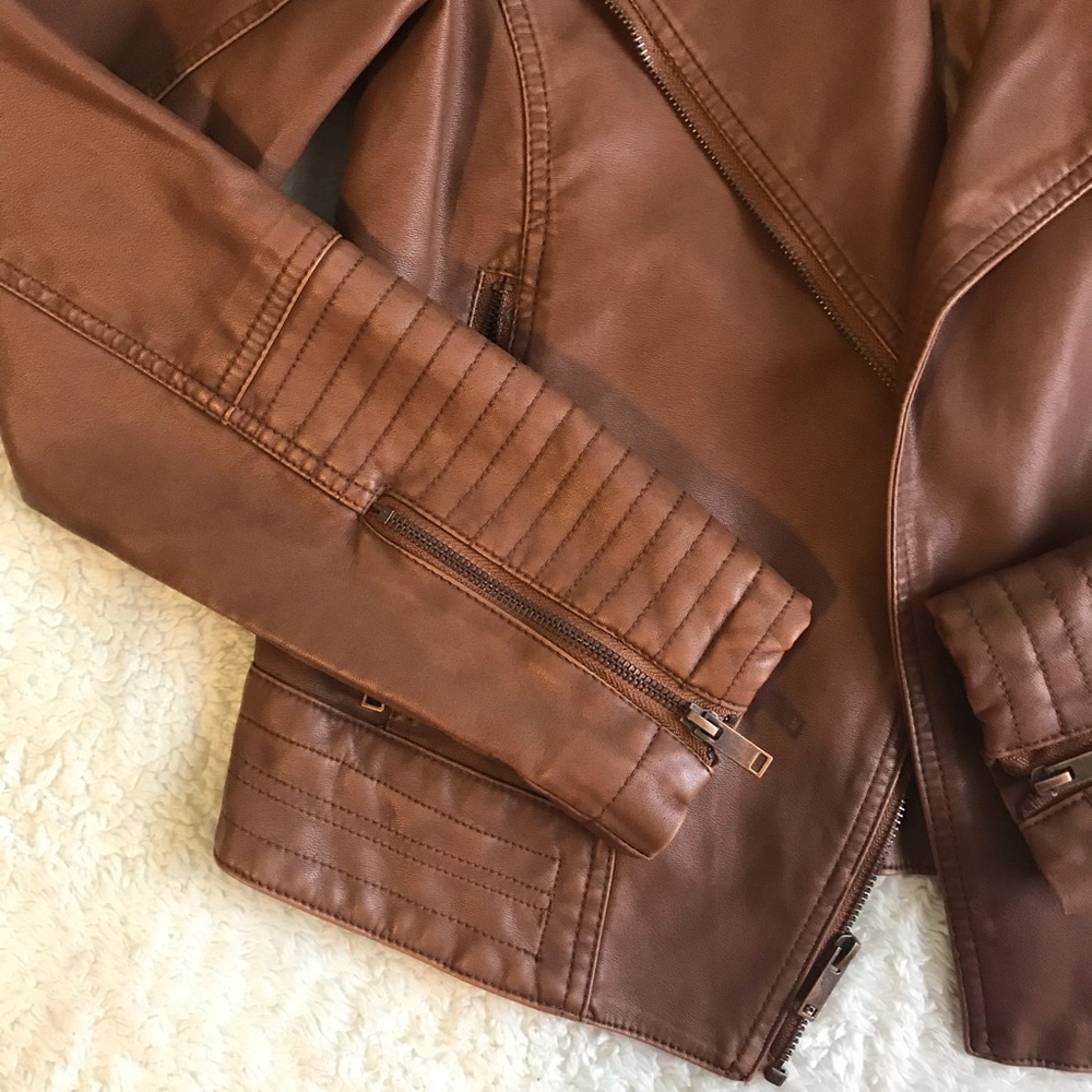 Jacket - Picture 3 of 4